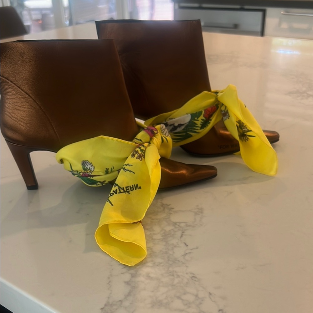 Off-White Brown and Yellow Heeled Boots